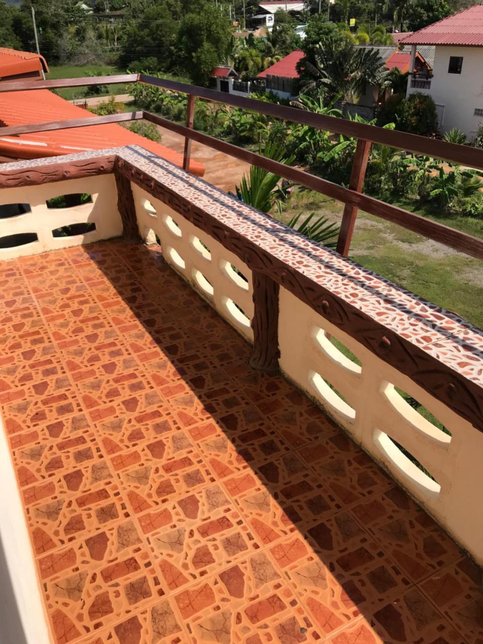Lanta School Beach Resort Ко-Ланта Екстер'єр фото